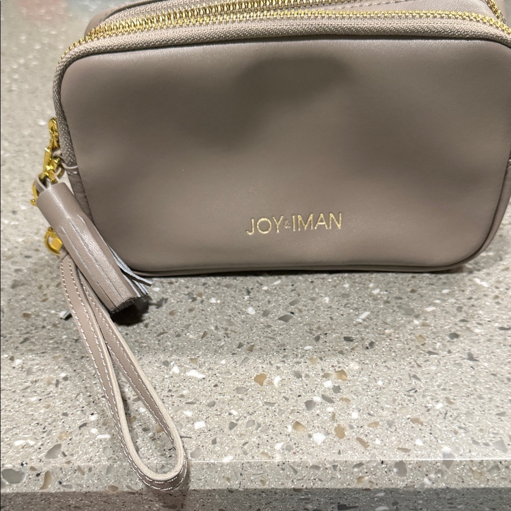 JOY & IMAN Taupe Wristlet Bag leather
